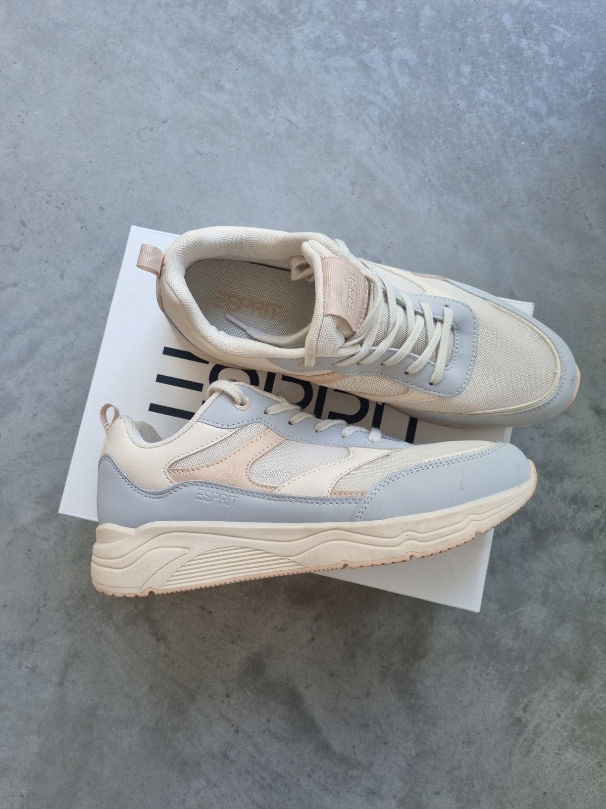 ESPRIT dames sneakers maat 40, ESPRIT, Overige kleuren, Ophalen of Verzenden, Sneakers of Gympen