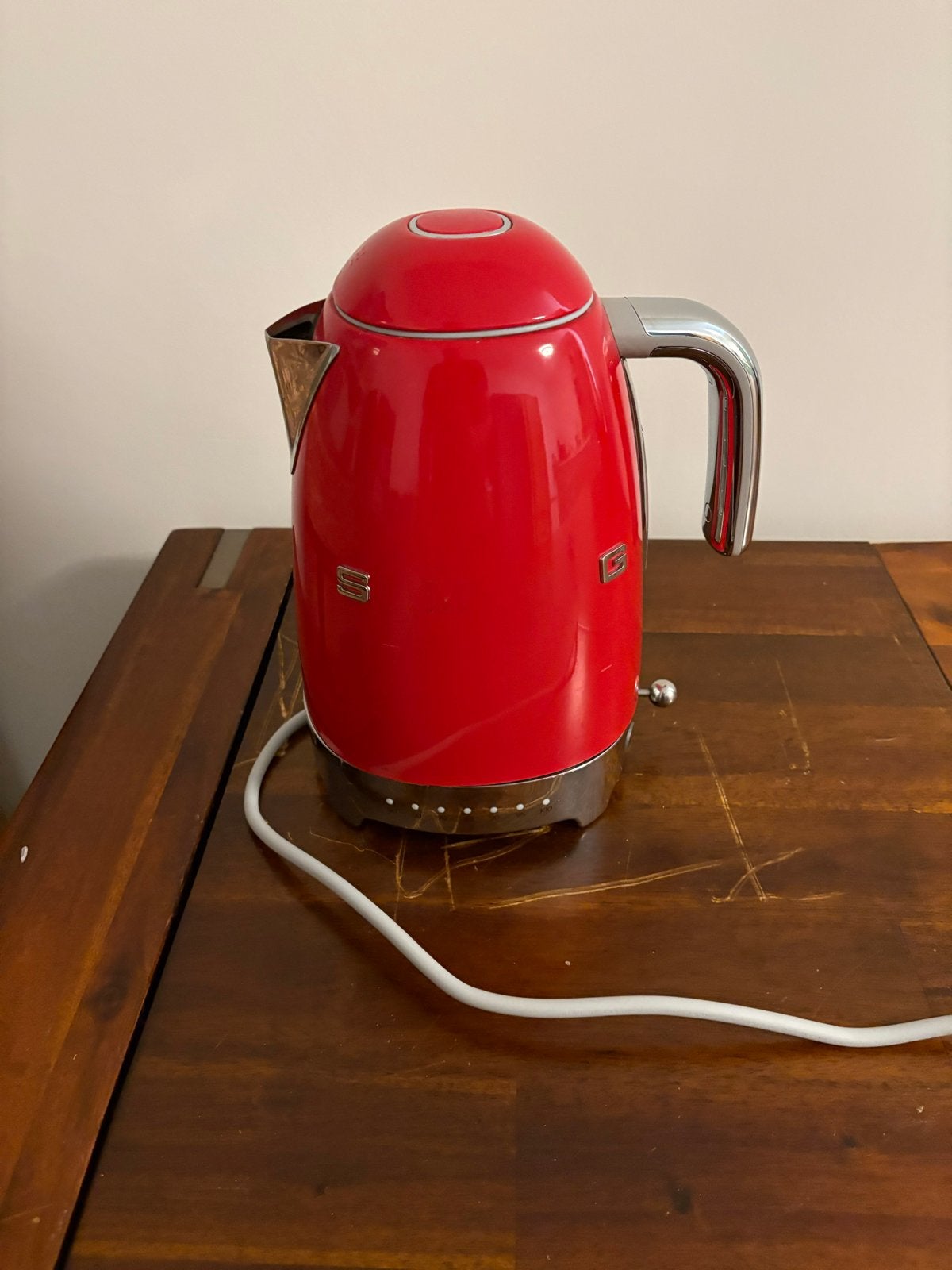 Smeg waterkoker rood, 1 tot 2 liter, Ophalen, Gebruikt