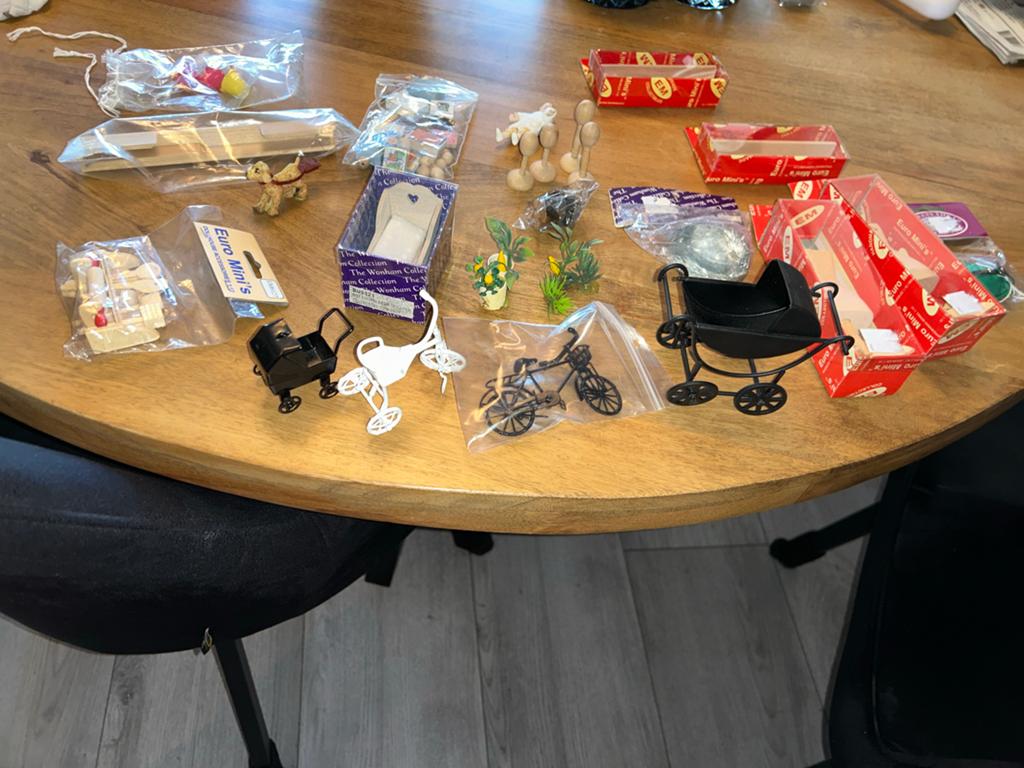 25-delige Poppenhuis Accessoires Set - Miniatuur Meubels, Ophalen of Verzenden, Zo goed als nieuw