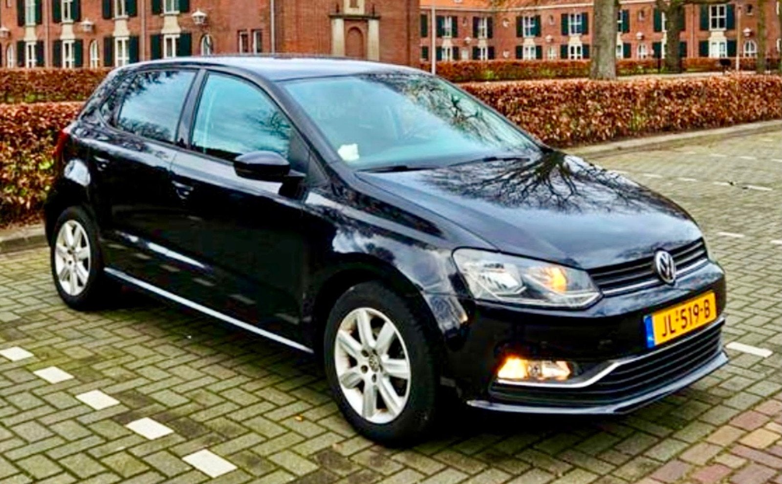 Volkswagen Polo 1.2 TSI 66KW 2015 Zwart, Auto's, Stof, 4 cilinders, Zwart, Handgeschakeld