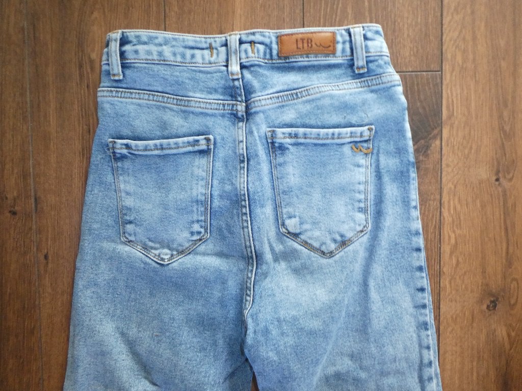 Mooie LTB Dolores Slim Mom Jeans maat 26-30, Blauw, Ophalen of Verzenden, Zo goed als nieuw, LTB