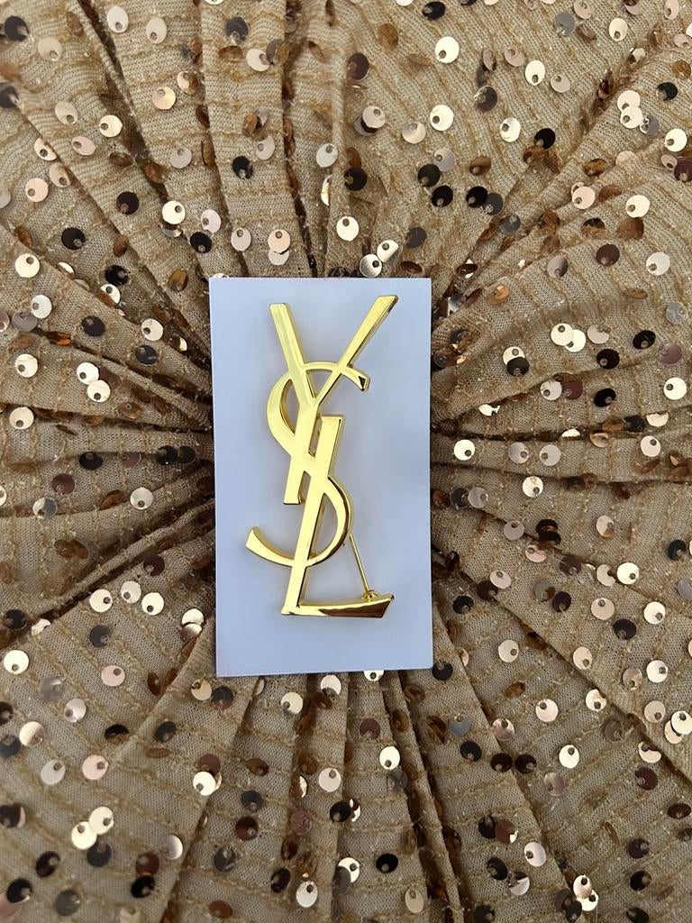 Broche pin CC, Ophalen of Verzenden, Nieuw, Merk, Speldje of Pin