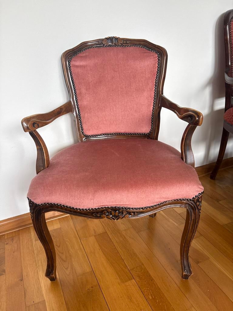 Antieke fauteuil met roze velours bekleding, Antiek en Kunst, Antiek | Meubels | Stoelen en Banken, Ophalen