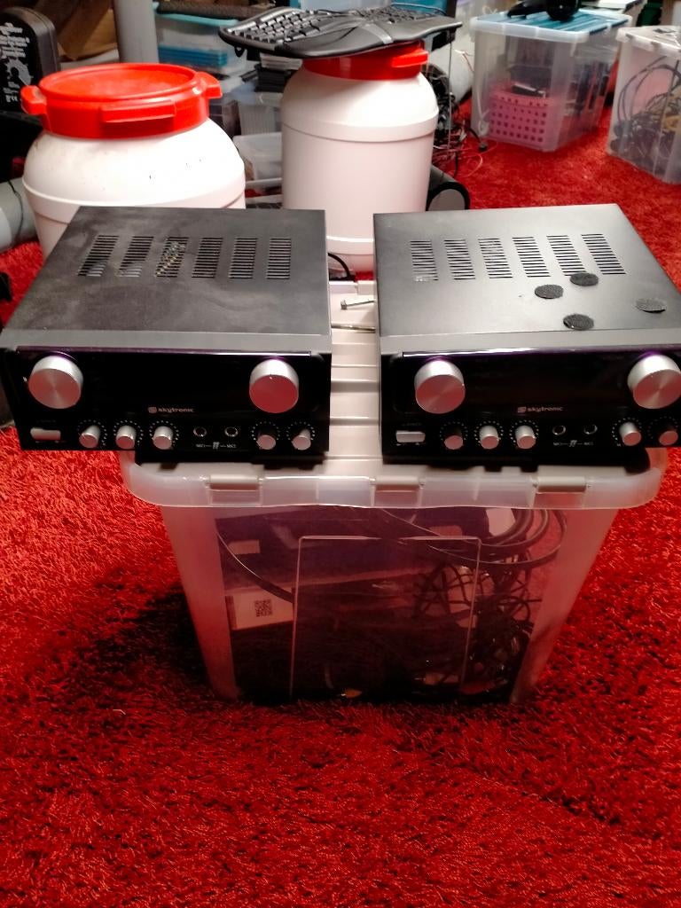 2 geweldige versterkers zgan, Overige merken, Ophalen of Verzenden, Zo goed als nieuw, 120 watt of meer