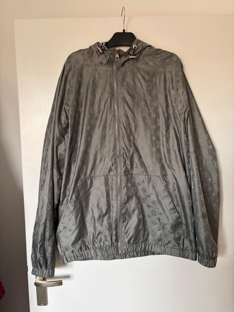 Louis Vuitton jasje xxl, Kleding | Heren, Jassen | Zomer, Maat 56/58 (XL), Ophalen of Verzenden, Zo goed als nieuw, Grijs