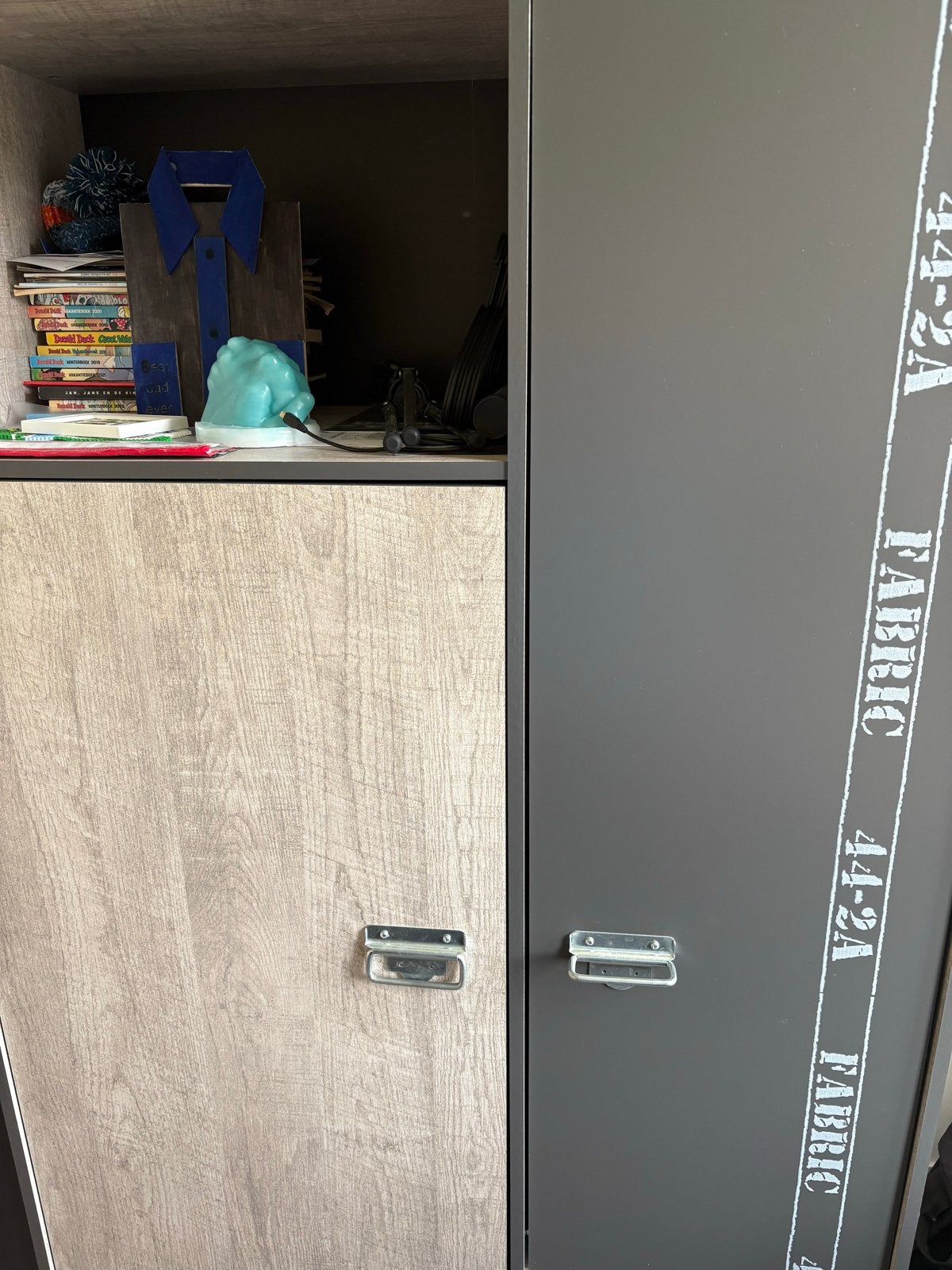 Moderne kledingkast met opbergruimte, Ophalen, Gebruikt, 50 tot 100 cm, Met lade(s)
