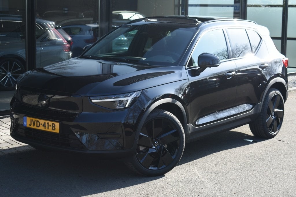 Volvo EX40 Twin Performance 442pk/82kWh Ultra Black Edition, Auto's, Volvo, 0 cilinders, Volvo Selected Used Cars, 24 maanden