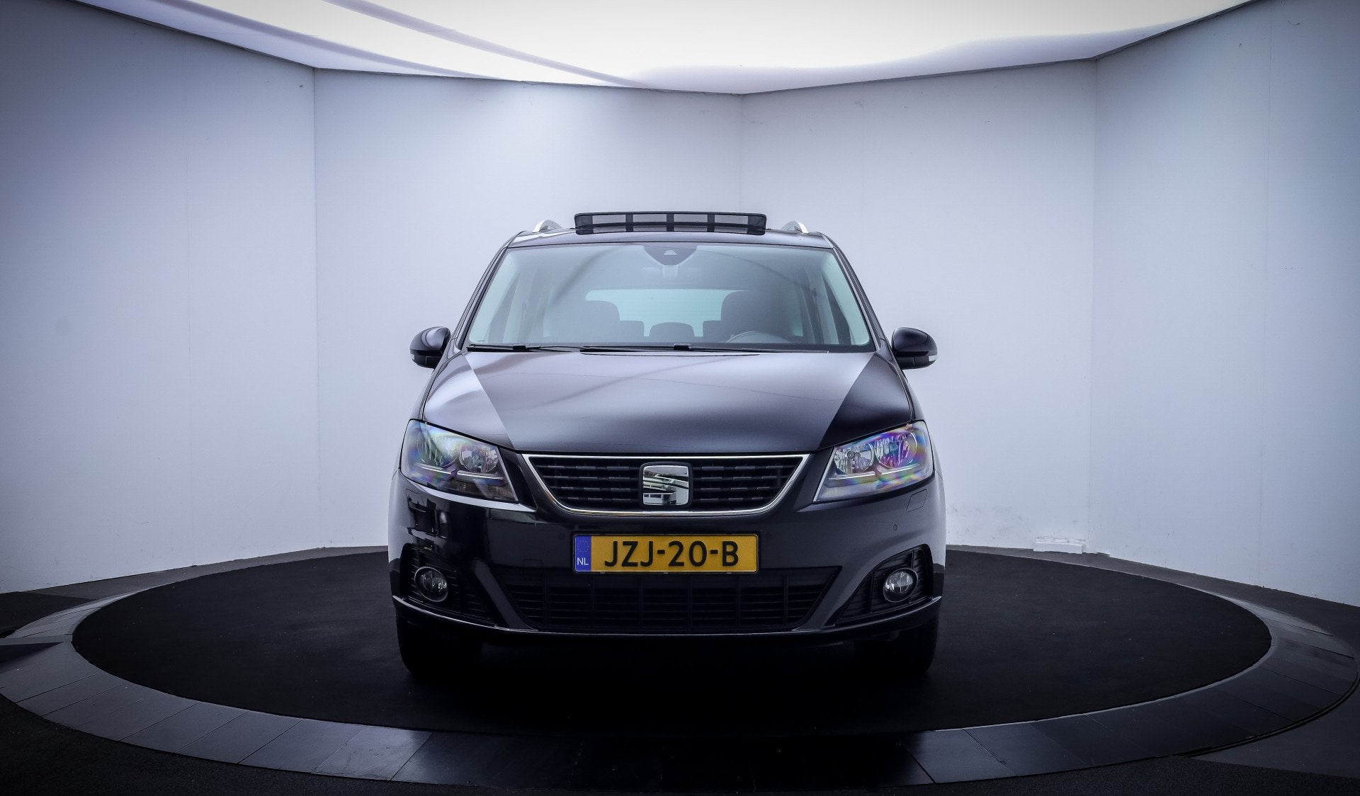 SEAT Alhambra 1.4TSI 7Pers STYLE PANO | CAMERA | CARPLAY | S, Zwart, 4 cilinders, 150 pk, Zwart