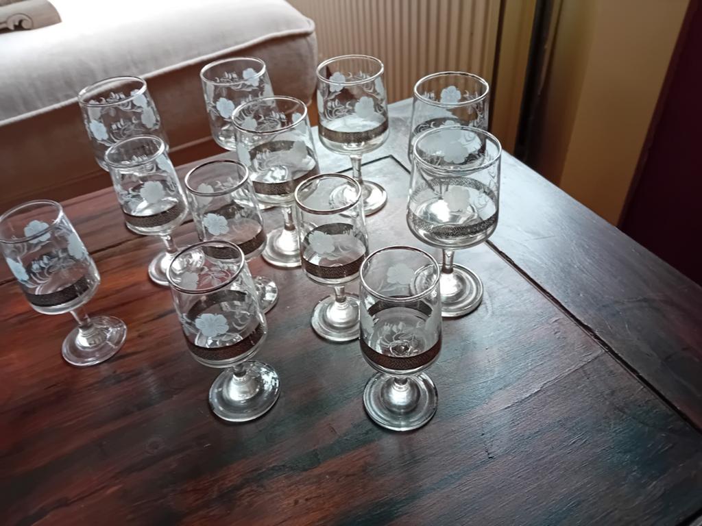 Antieke glasservies (2x 6 glaasjes), Verzamelen, Ophalen, Zo goed als nieuw, Borrel- of Shotglas