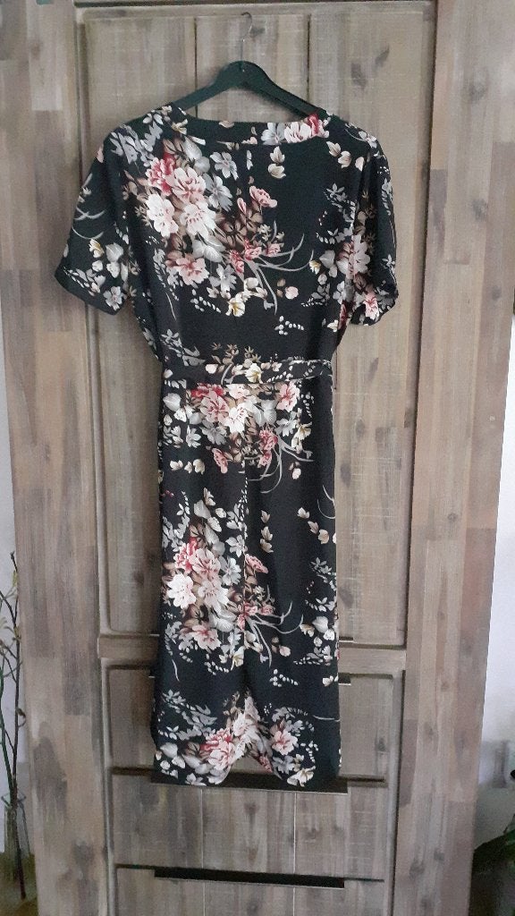 Jurk maat XL, Maat 42/44 (L), Nieuw, Ophalen of Verzenden, Onder de knie