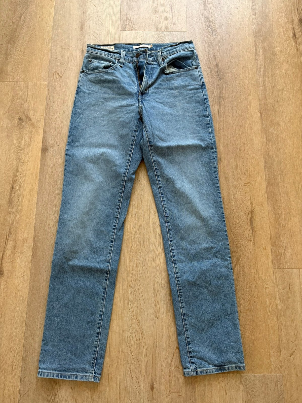 Zo goed als nieuwe Levi's jeans - Maat 28/32, Kleding | Dames, Ophalen of Verzenden, Zo goed als nieuw, Blauw, W28 - W29 (confectie 36)