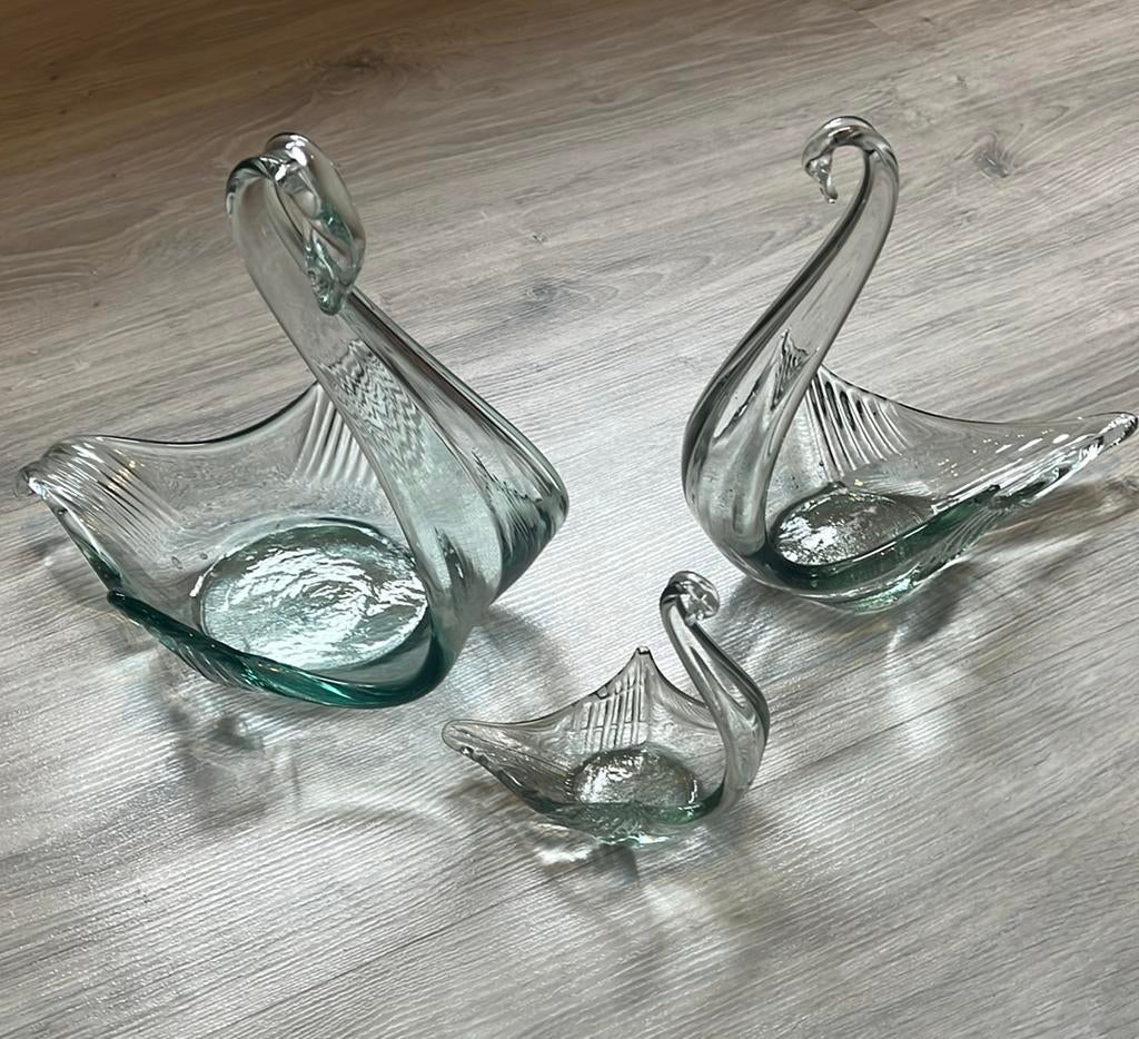 Drie glazen zwanen, Dieren en Toebehoren, Ophalen of Verzenden, Zo goed als nieuw, Dressuur
