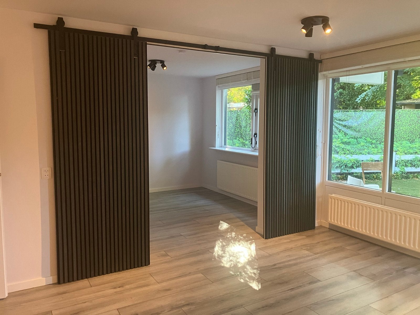 Zo goed als nieuwe staldeuren met ophangsysteem, Ophalen, Hout, 120 cm of meer, Binnendeur