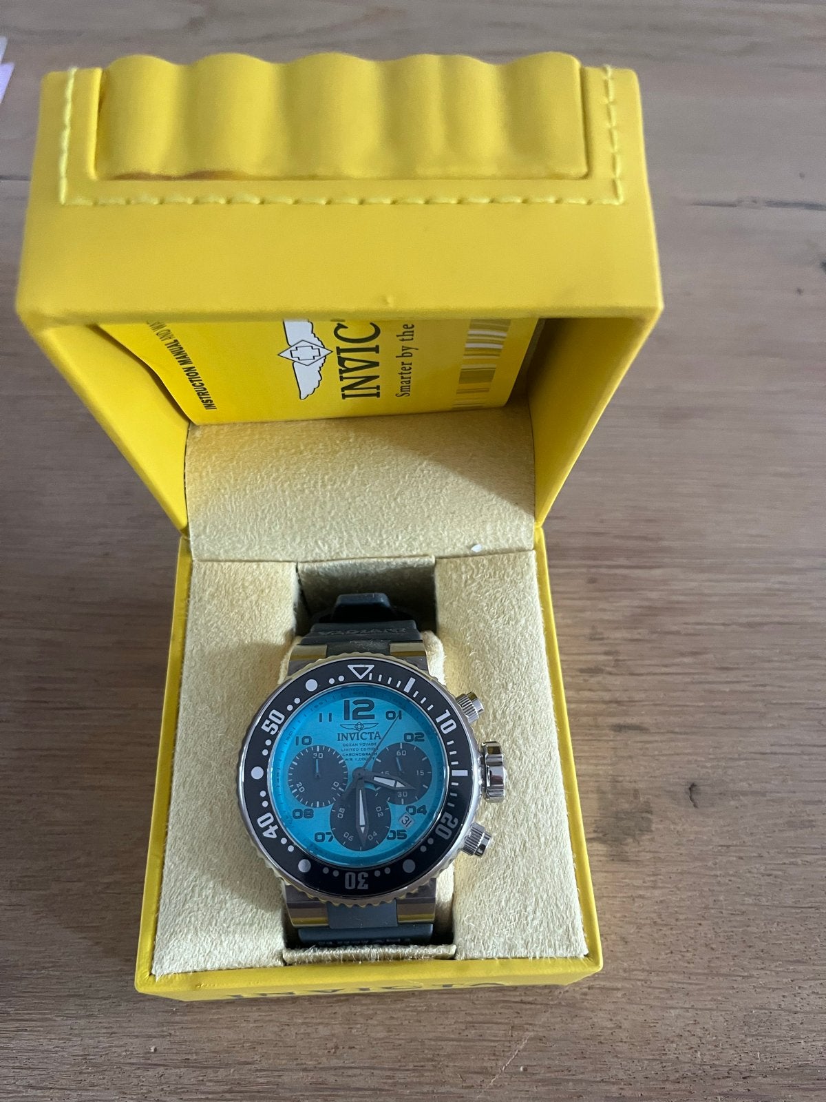Invicta Ocean Voyage Limited Edition - Zo goed als nieuw, Overige merken, Staal, Polshorloge, Kunststof