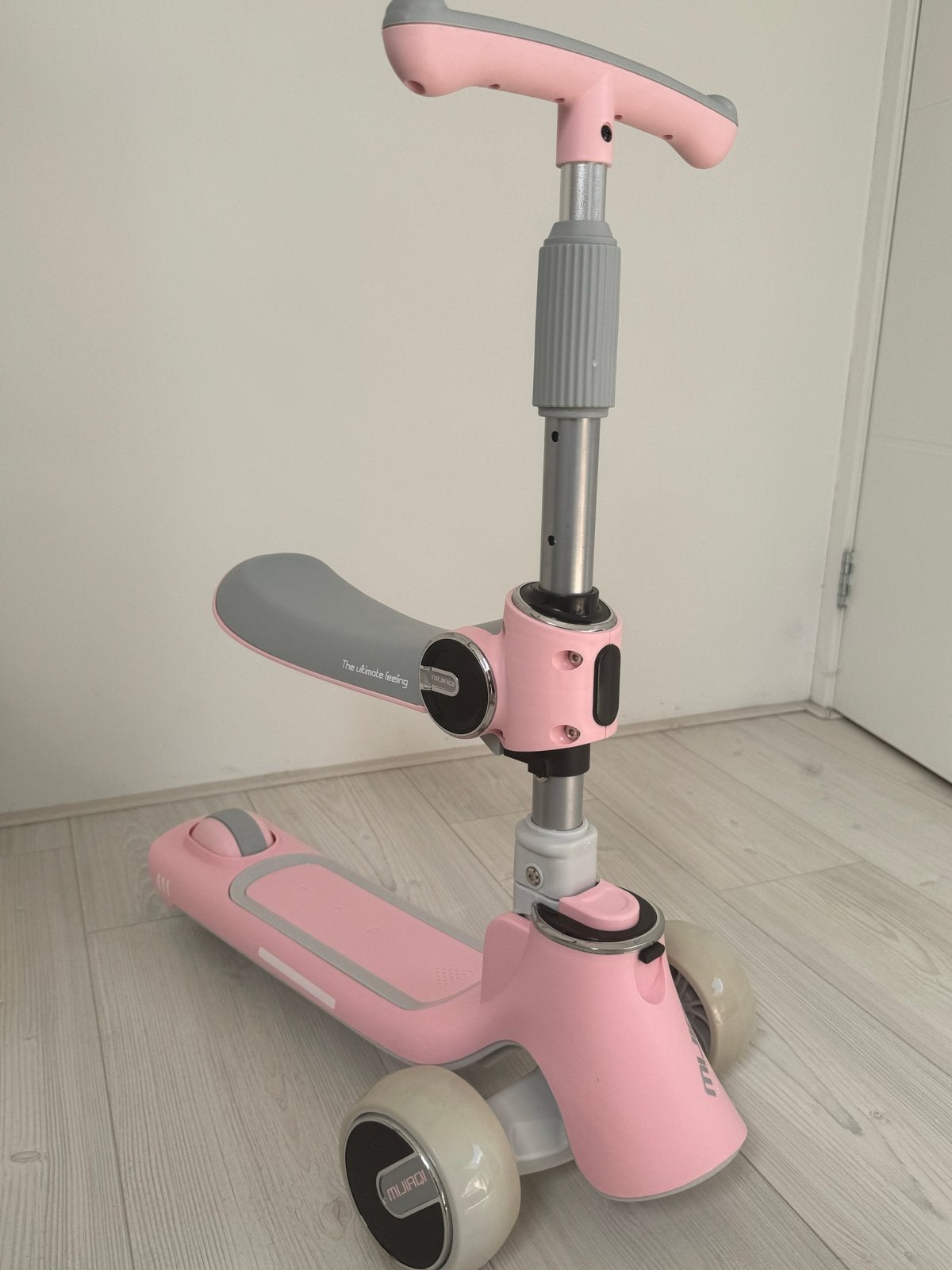 Roze kinderstep met zitje - 3-in-1 met led verlichting, Kinderen en Baby's, Overige typen, Nieuw, 1625wr, Herwe1625@gmail.com