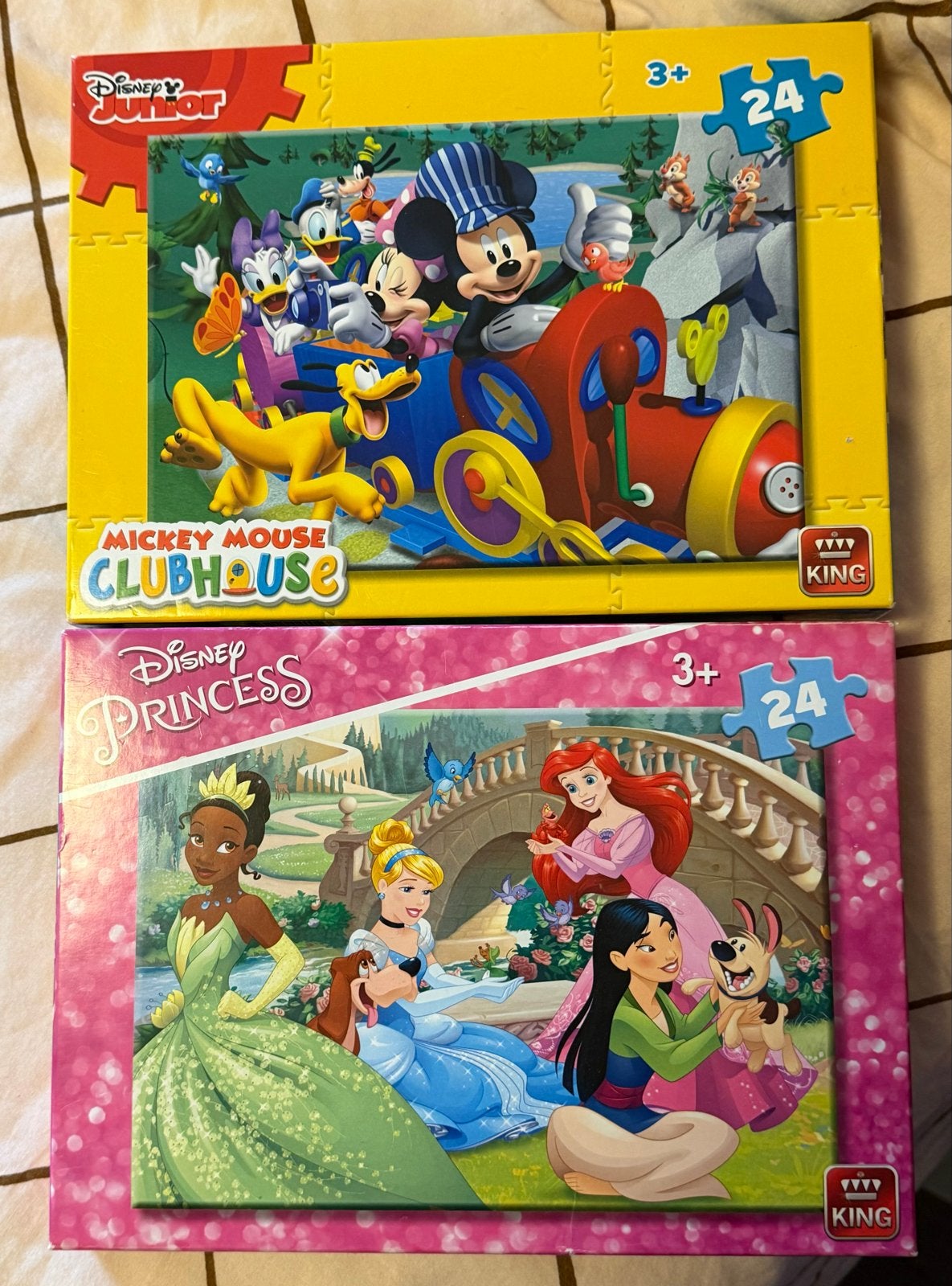 Disney Junior Mickey Mouse & Disney Princess puzzels (2x24 s, Ophalen, 10 tot 50 stukjes, Zo goed als nieuw, 2 tot 4 jaar