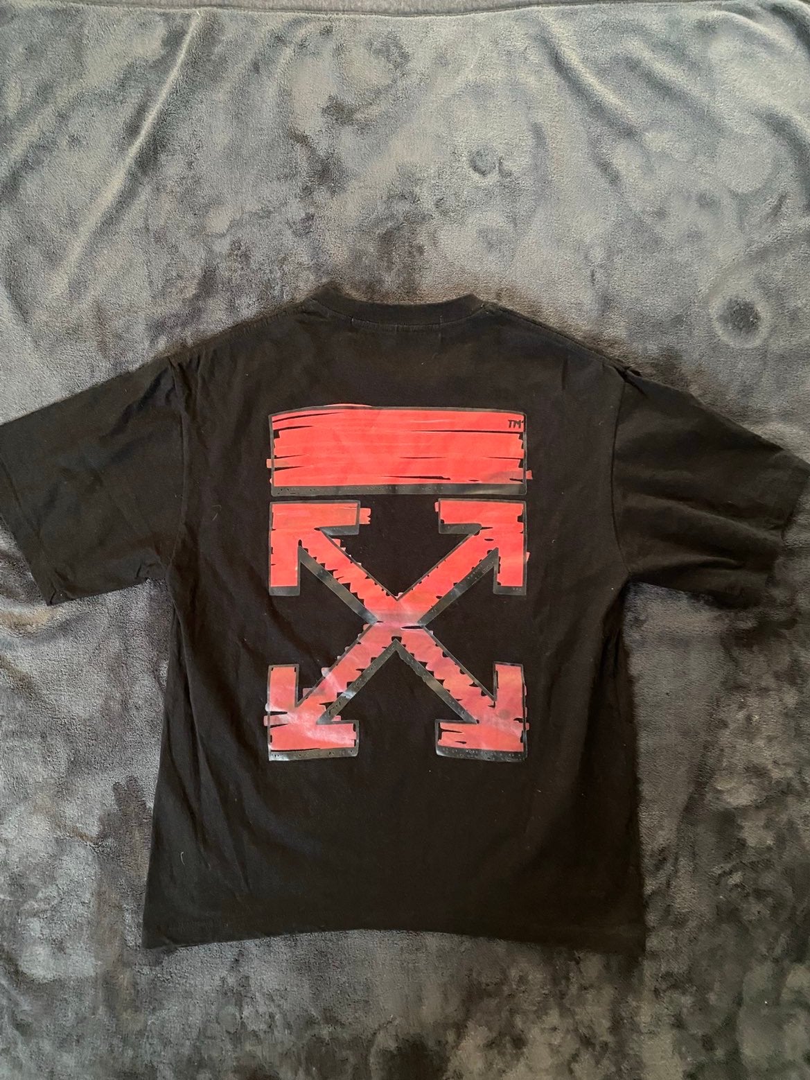 Off-White Red Arrows Black Tee, Ophalen of Verzenden, Zo goed als nieuw, Maat 48/50 (M), Zwart