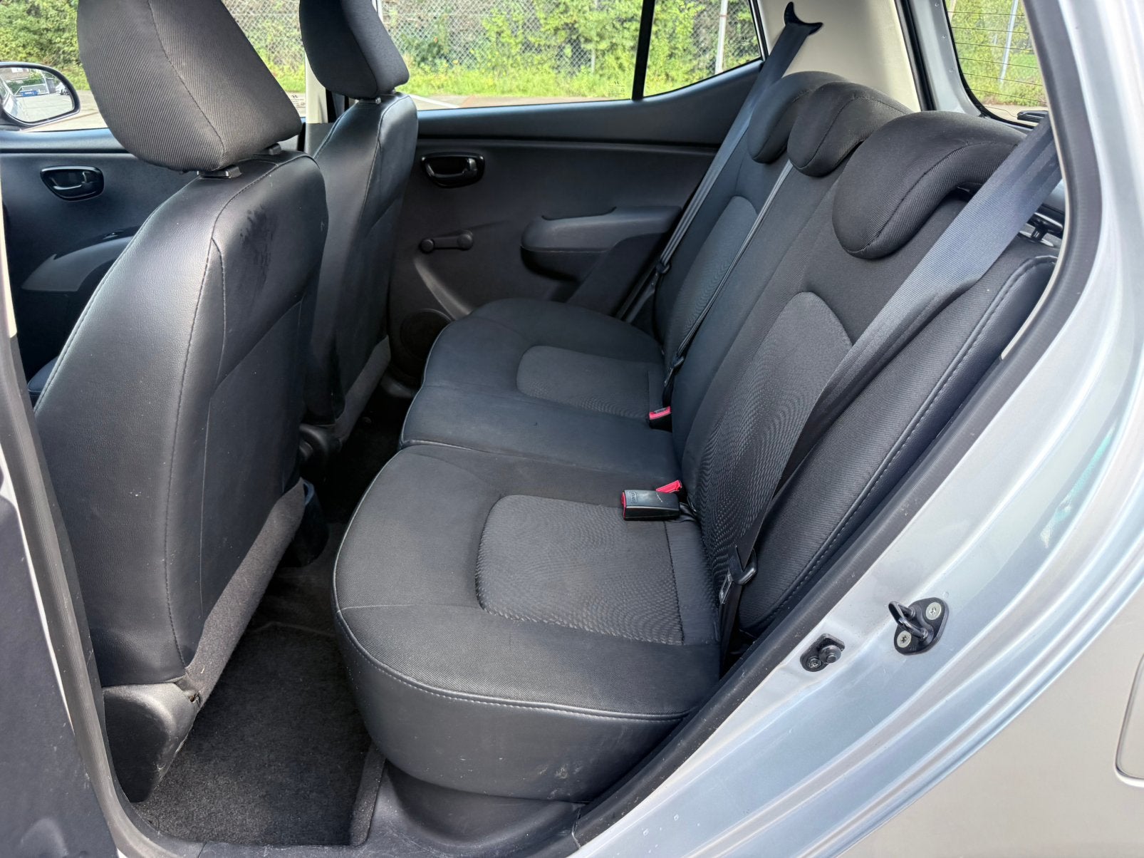Foto 19 van Hyundai i10 1.0 || 84.996 KM NAP | Airco | 5-Deurs |APK 2027