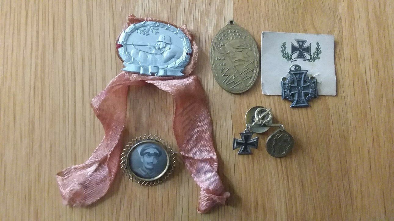 WW1 diverse militaire medailles en insignes., Verzamelen, Ophalen of Verzenden, Overige soorten, Duitsland, Lintje, Medaille of Wings