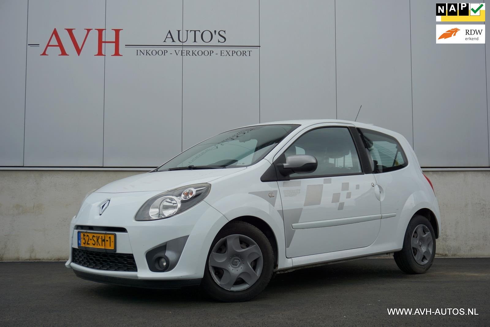 Renault Twingo 1.2-16V Night & Day, Gebruikt, 4 cilinders, 4 stoelen, Wit