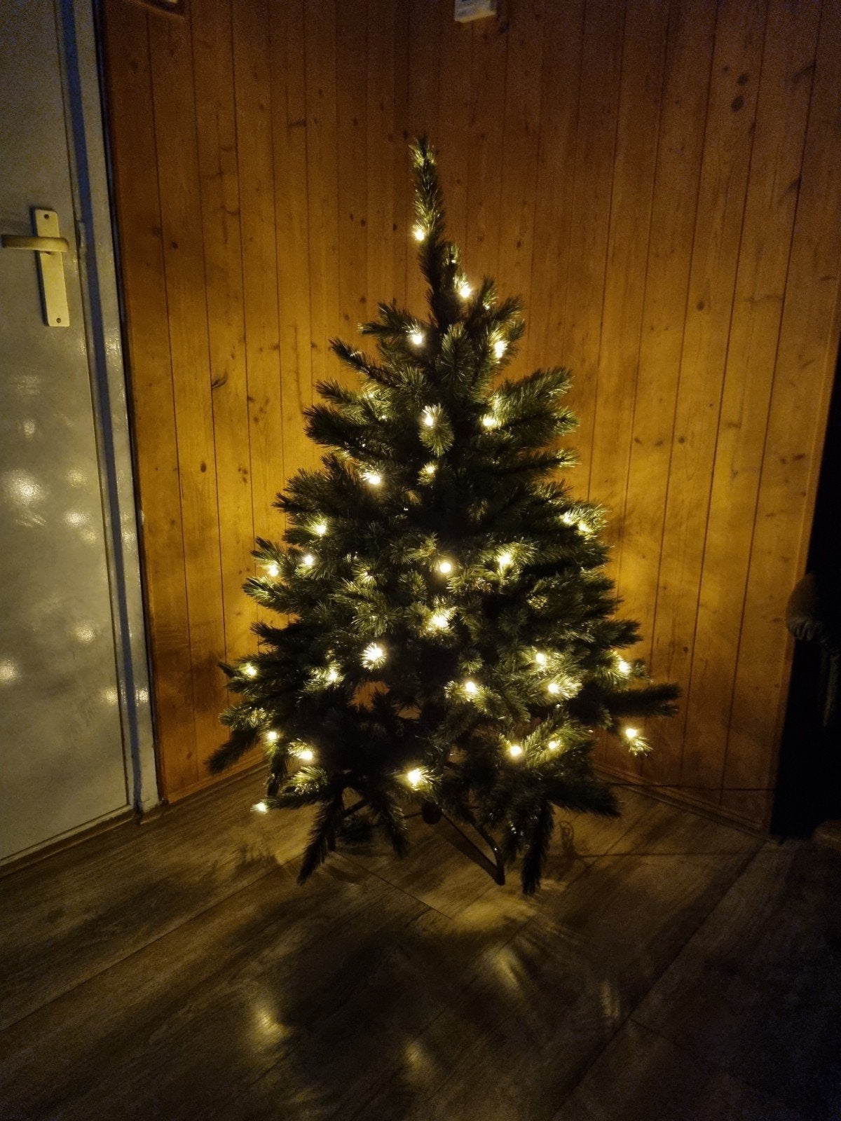 Triumph kerstboom Romagne met verlichting, Diversen, Ophalen, Zo goed als nieuw