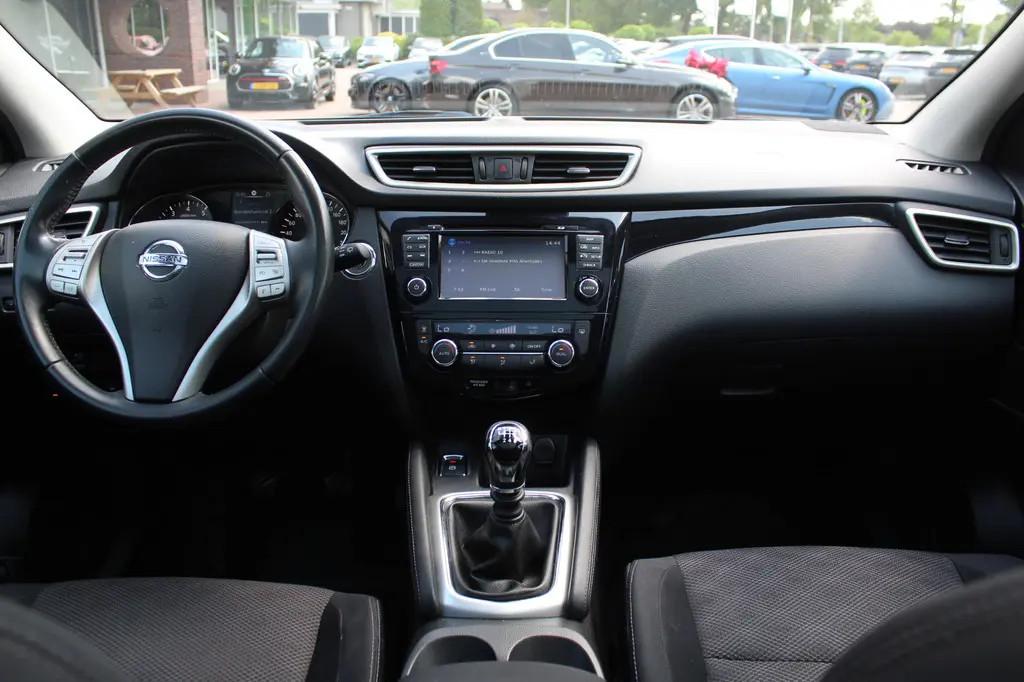 Nissan Qashqai 1.2 Connect Edition € 11.750,00, Stof, Gebruikt, 4 cilinders, 116 pk
