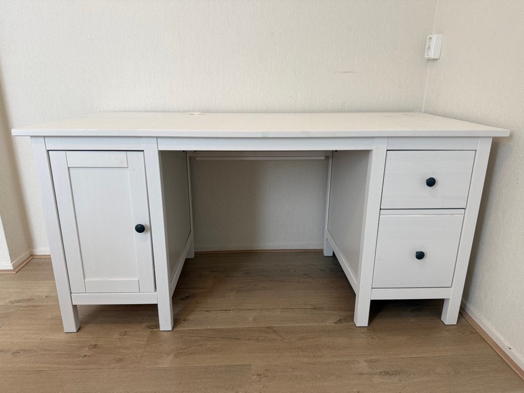 Bureau Ikea HEMNES wit gebeitst massief grenenhout 155x65 cm, Ophalen, Overige typen, Gebruikt, 155 cm