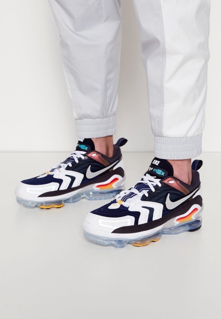 Nike Vapormax EVO Black Multi EU 45.5 NIEUW, Kleding | Heren, Schoenen, Nike, Nieuw, Ophalen of Verzenden, Wit
