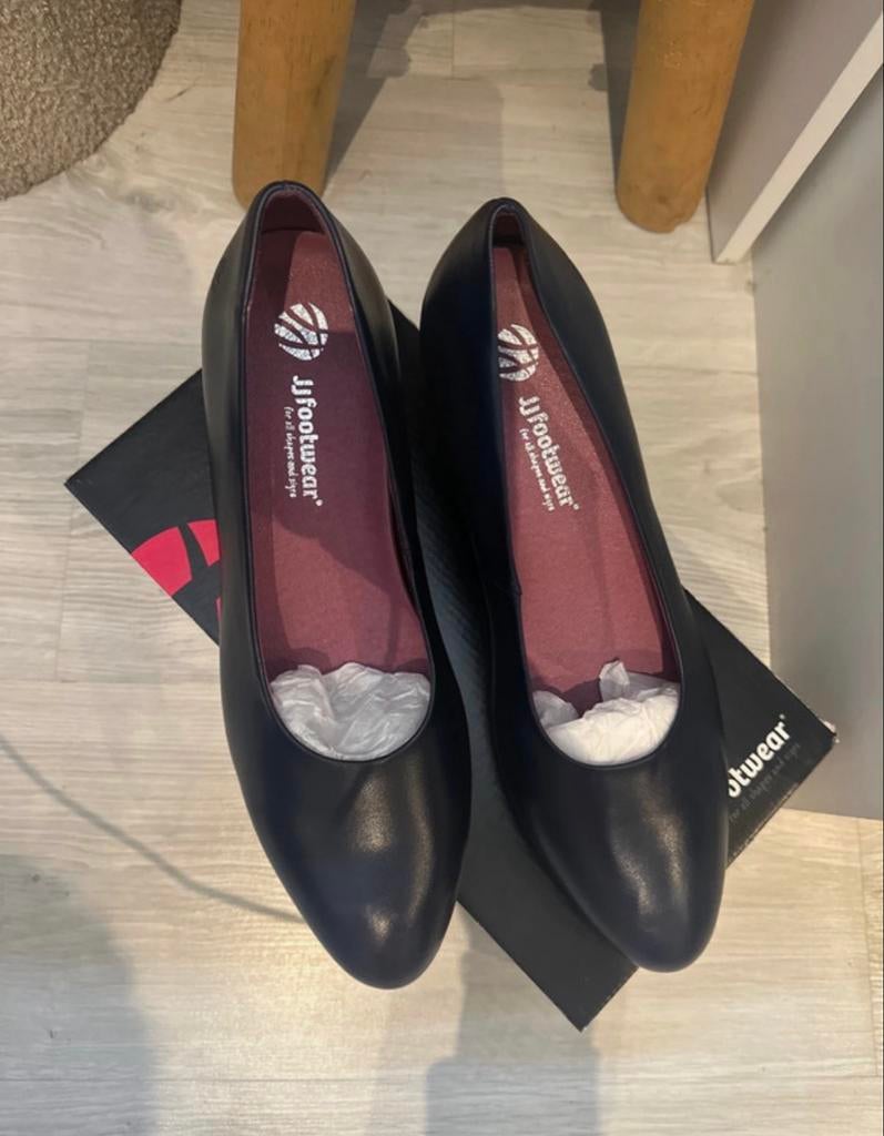 JJ Footwear Hakken Maat 42 Donkerblauw, Kleding | Dames, Schoenen, Ophalen of Verzenden, Zo goed als nieuw, Blauw, Pumps