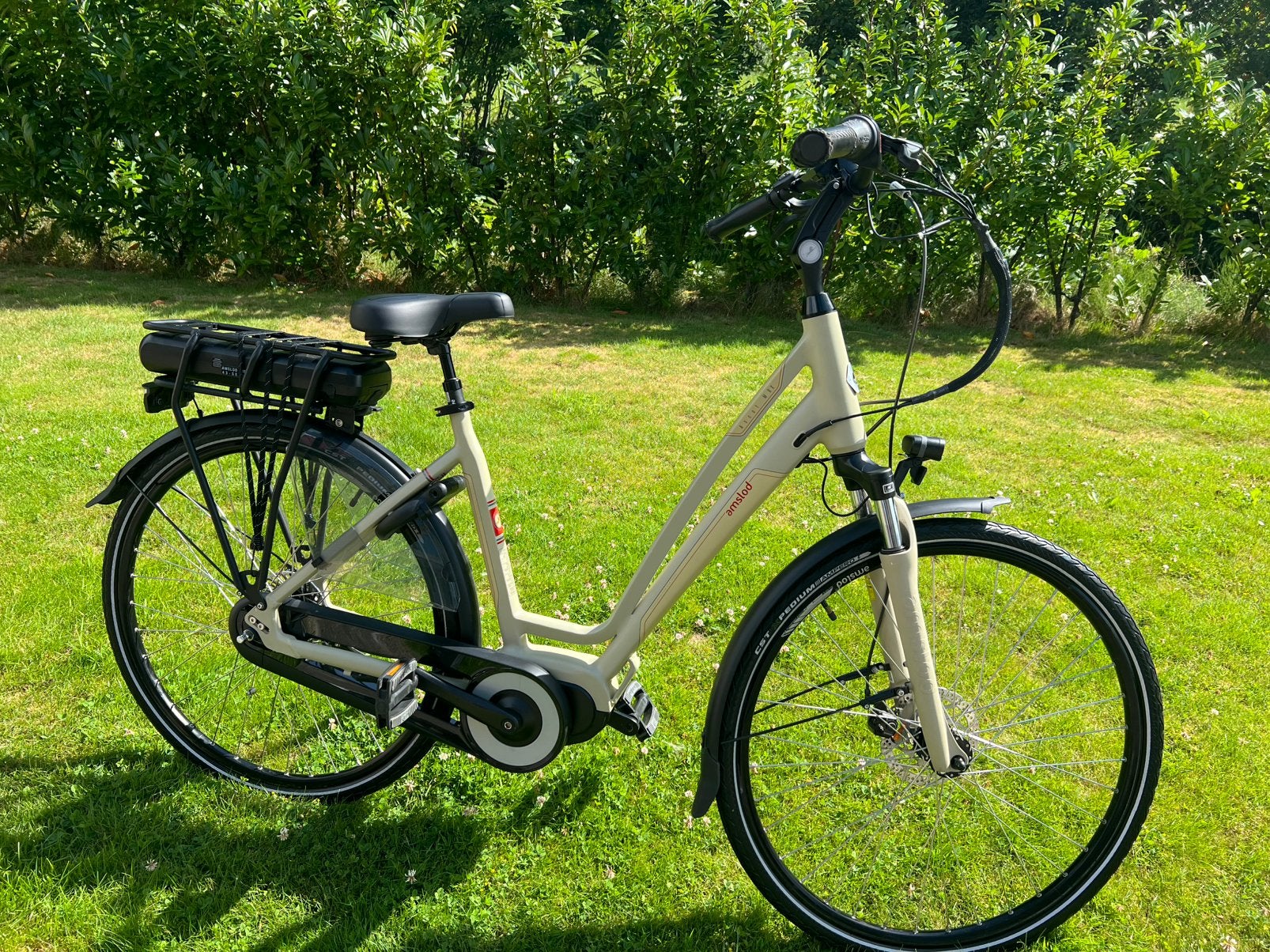 2 hele mooie Amslod damesfietsen! Zie omschrijving!!, 51 tot 55 cm, Ophalen, Zo goed als nieuw, Overige merken