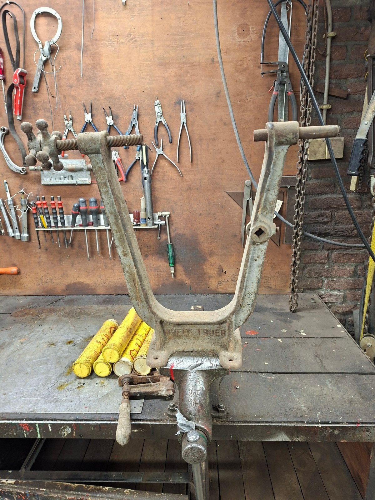 Wielenrichter antiek merk Millenium., Ophalen of Verzenden, Nieuw
