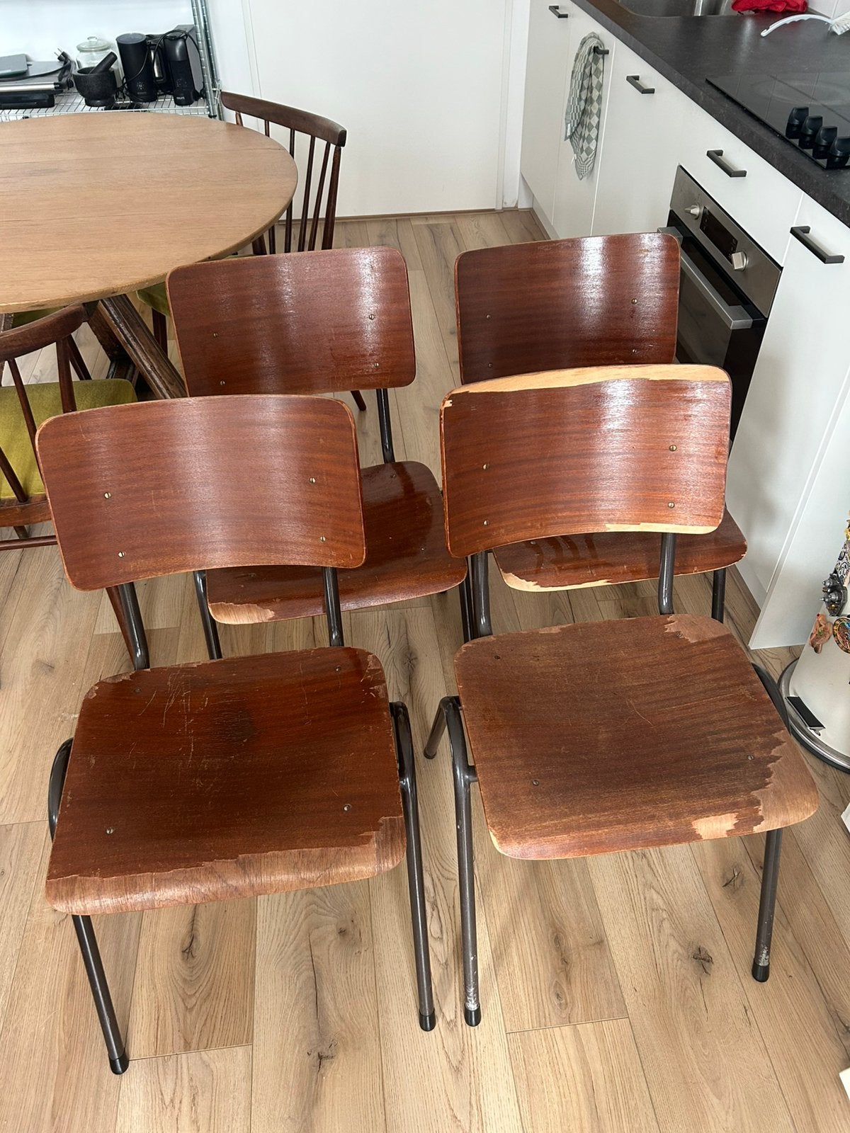 Vier stoelen, Ophalen, Gebruikt, Vier