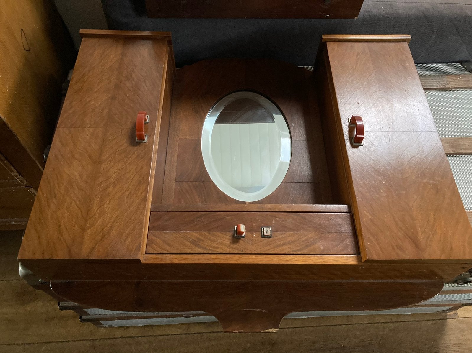 Vintage jaren’30 wandkastje met spiegel en bakelieten grepen, Ophalen