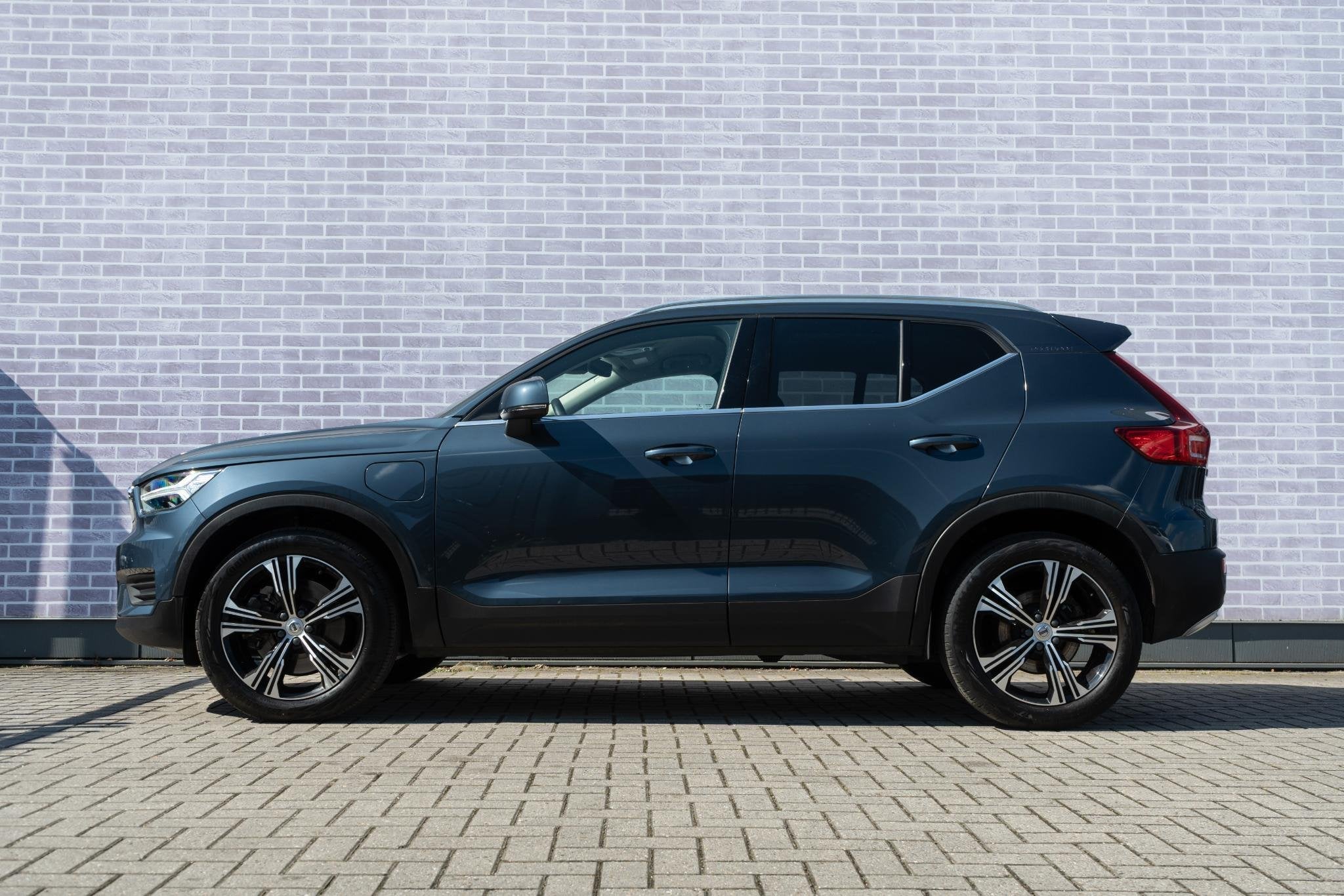 Volvo XC40 T5 262 pk Recharge Inscription | Plug-in Hybrid (, Stof, Euro 6, 1712 kg, Blauw