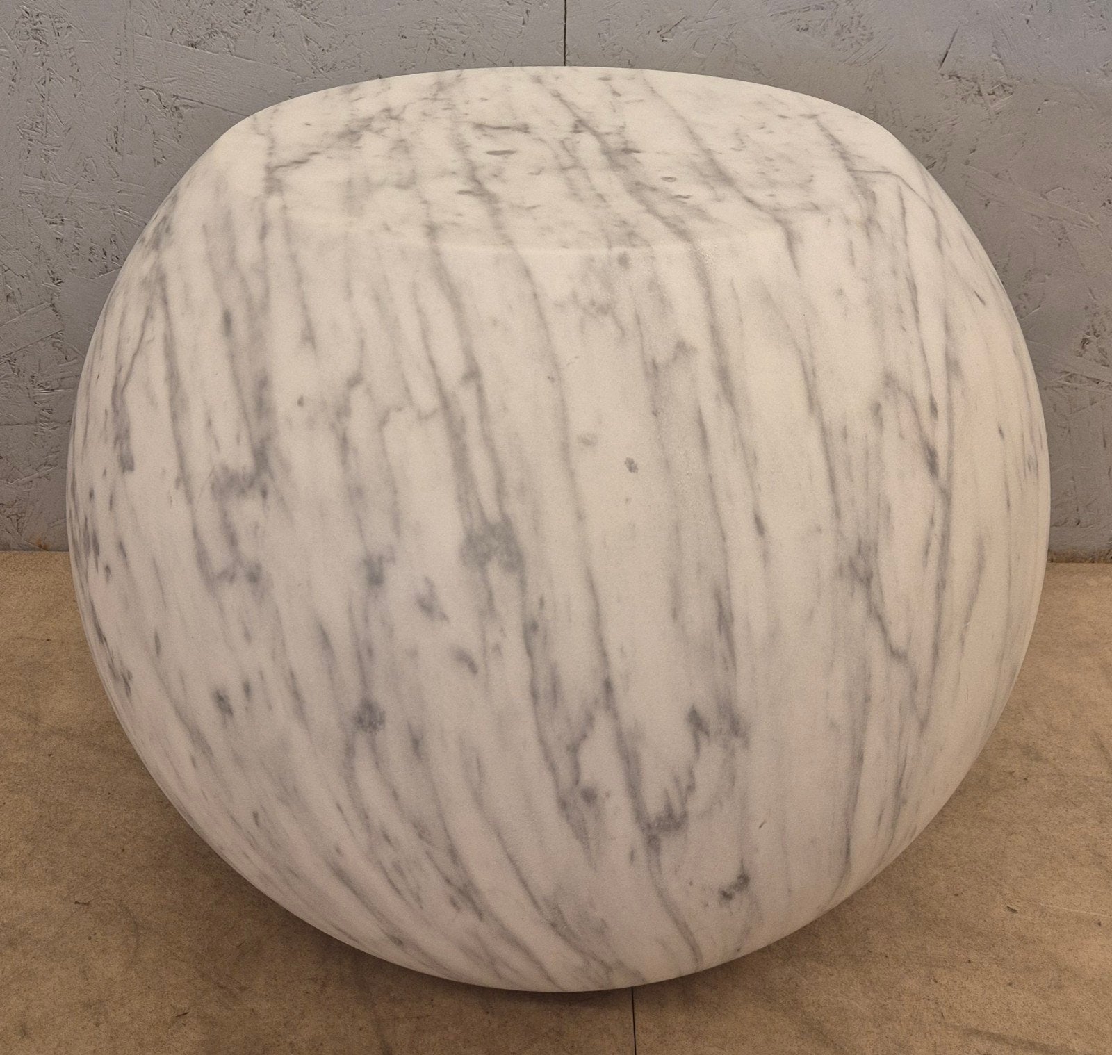 Cappellini Bong design bijzettafel marmerlook Ø48, Ophalen, Minder dan 55 cm, Rond, Zo goed als nieuw
