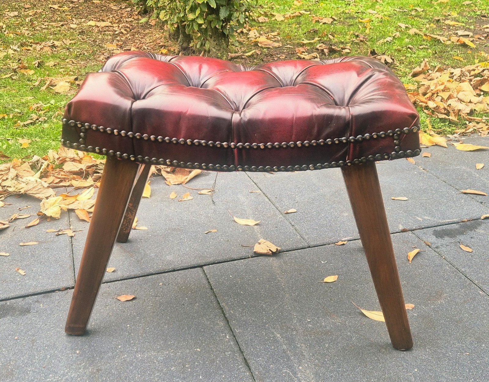 Voetenbankje Chesterfield style, Antiek en Kunst, Ophalen of Verzenden