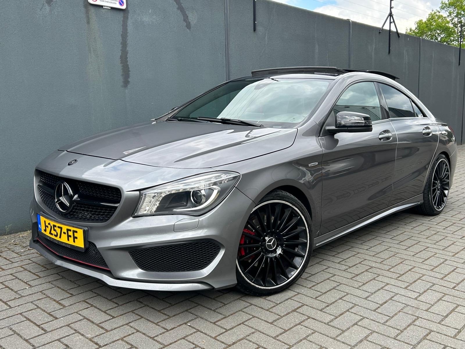 Mercedes-Benz CLA 250 AMG-Line Harman Kardon, Auto's, Mercedes-Benz, CLA, Elektronische parkeerrem, Particulier, 1500 kg