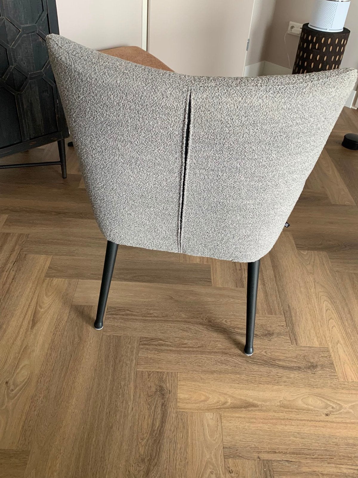 Goossen 4 eetkamerstoelen Iggy met armleuning - zo goed als, Ophalen, Modern, Scandinavisch, Zo goed als nieuw, Stof