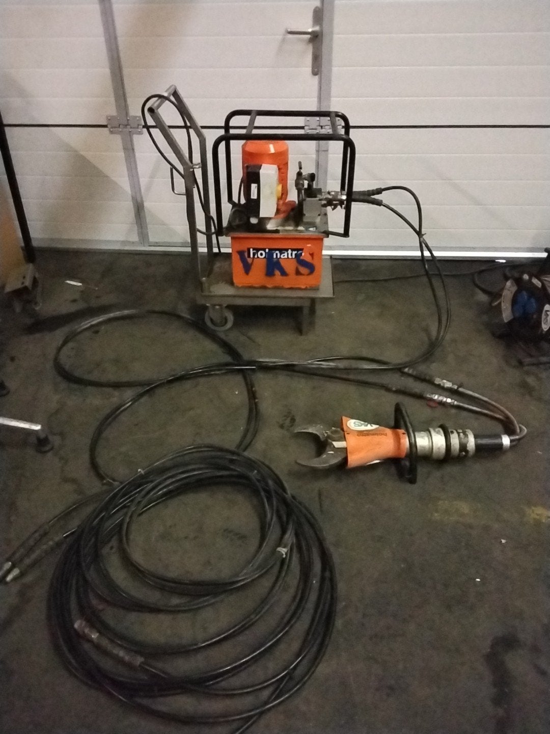 Holmatro Hydraulische Schaar met Pomp - Model M 321, Ophalen
