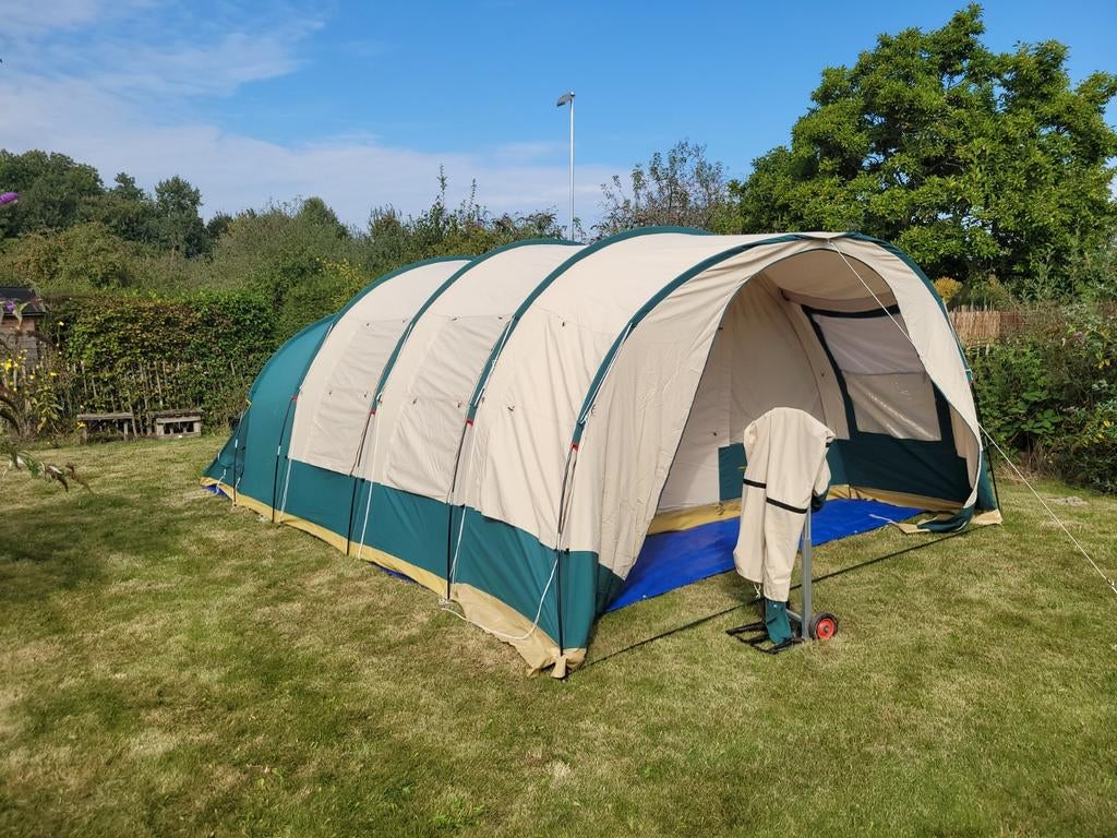 Ruime tunneltent voor 4-6 personen - Ideaal voor kamperen, Caravans en Kamperen, Ophalen, Gebruikt