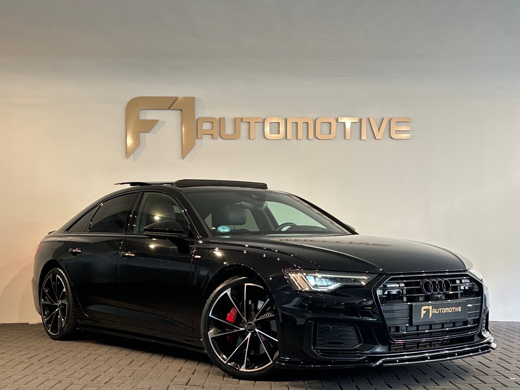 Audi A6 Limousine 55 TFSI e quattro Comp Pano|HuD|Memory|B&O, Auto's, Automaat, 14 kWh, Gebruikt, 4 cilinders