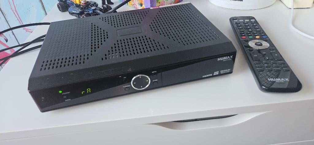Humax IRHD-5100C Ontvanger Incl. RM-F04 Afstandsbediening, Ophalen of Verzenden, Zo goed als nieuw, Decoder