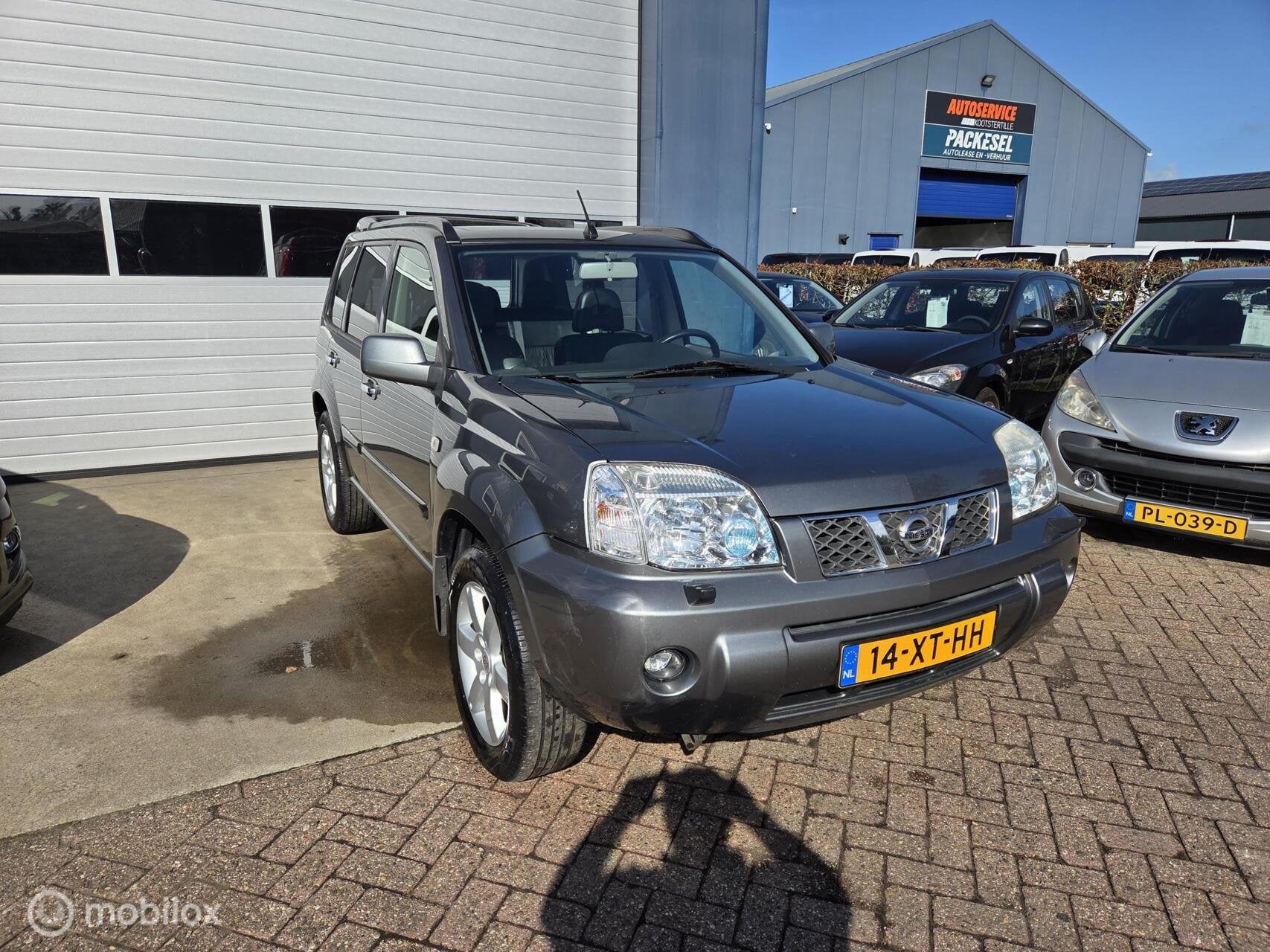 NISSAN X-TRAIL 2.5 165 ch BVA COLOMBIANA PREMIUM 4x4 - ATTELAGE - CUIR - GPS - PANO - 159990 KM