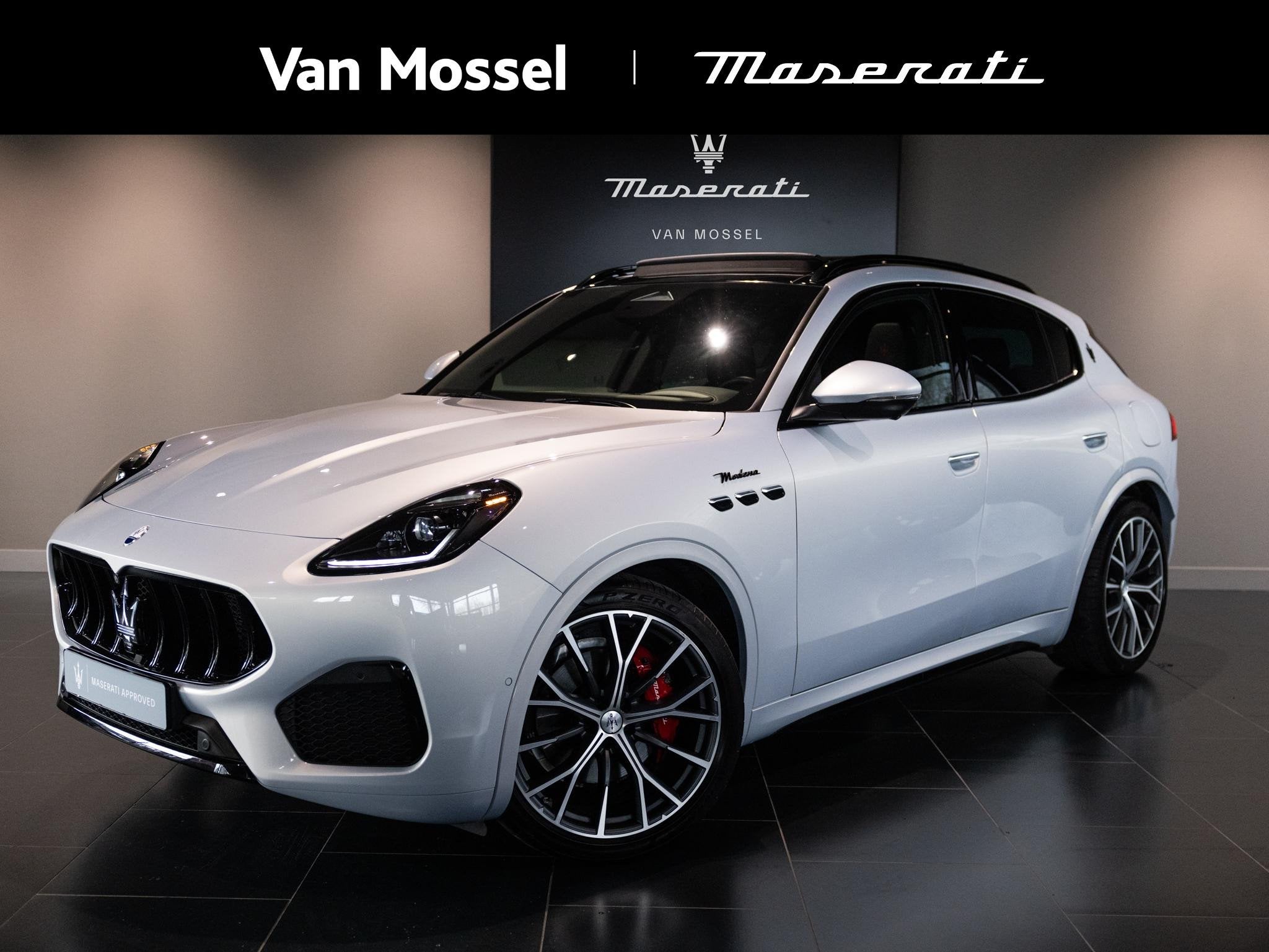 Maserati Grecale 2.0 MHEV Modena 330pk | 2 jaar garantie | C, Auto's, Automaat, Dealer onderhouden, 4 cilinders, Panoramadak