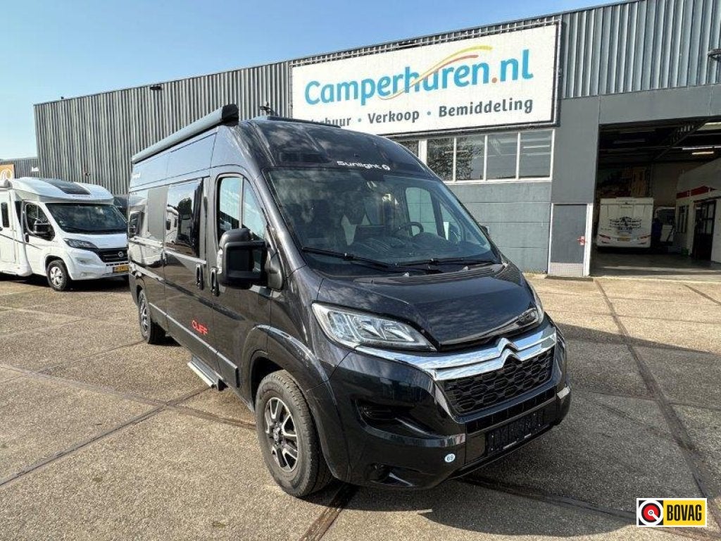 Sunlight Cliff 600 (69), Caravans en Kamperen, Sunlight, Ringverwarming, Koelkast, Tot en met 2