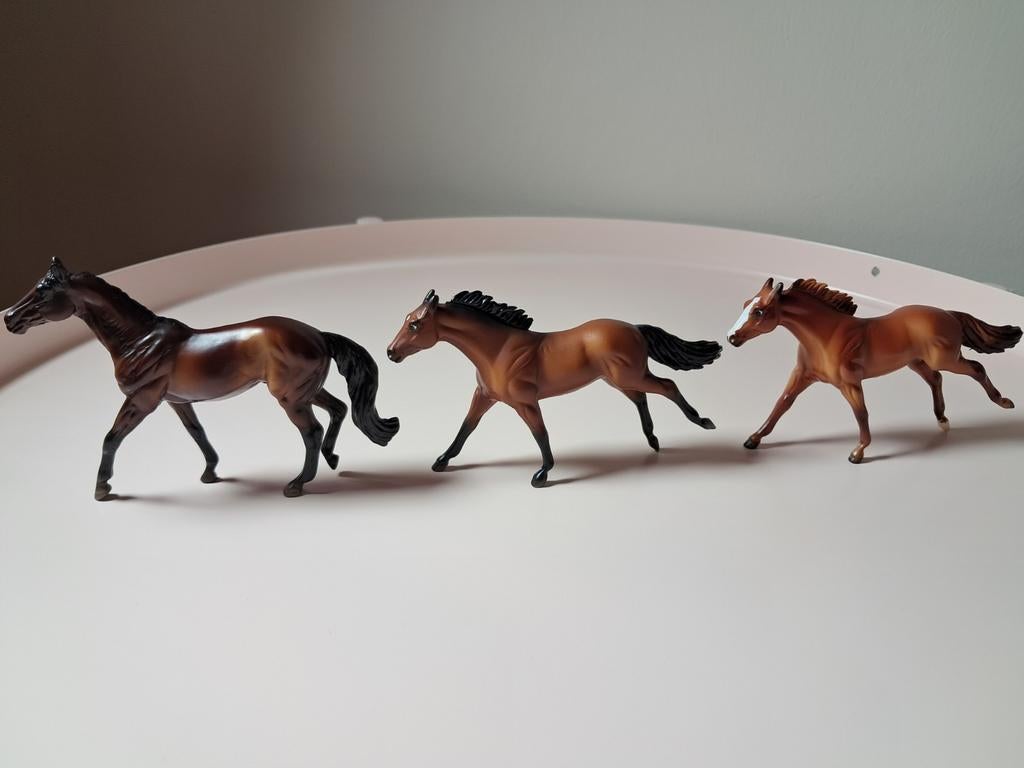 Breyer stablemates renpaarden, Ophalen of Verzenden, Zo goed als nieuw, Paard, Beeldje of Figuurtje
