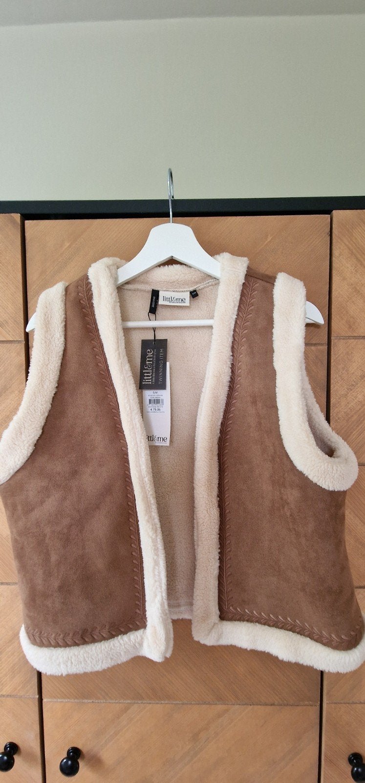 Little & Me Gilet Camel Brown S/M, Kleding | Dames, Little & Me, Bruin, Nieuw, Ophalen of Verzenden
