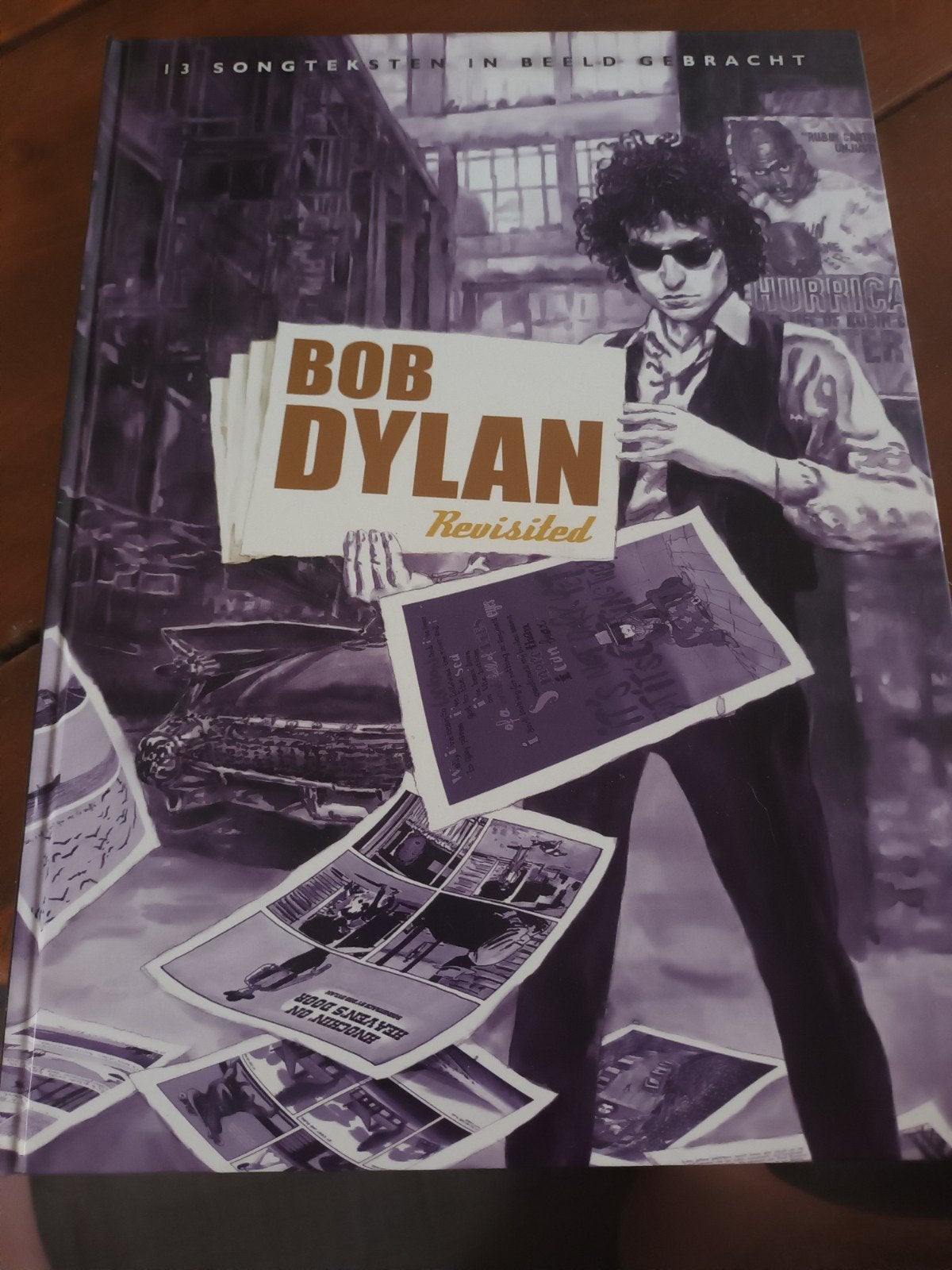 Bob Dylan Revisited - HC, eerste druk 2009, zeer nette staat, Ophalen of Verzenden, Zo goed als nieuw, Artiest