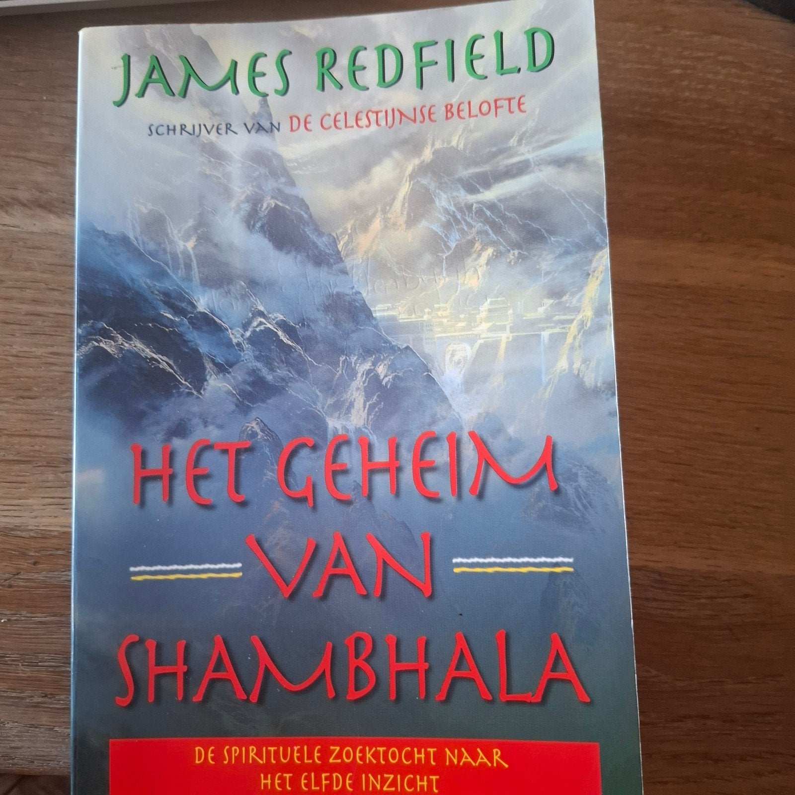 Het Geheim van Shambhala - James Redfield, Ophalen of Verzenden, Zo goed als nieuw, Spiritualiteit algemeen, Verhaal of Roman