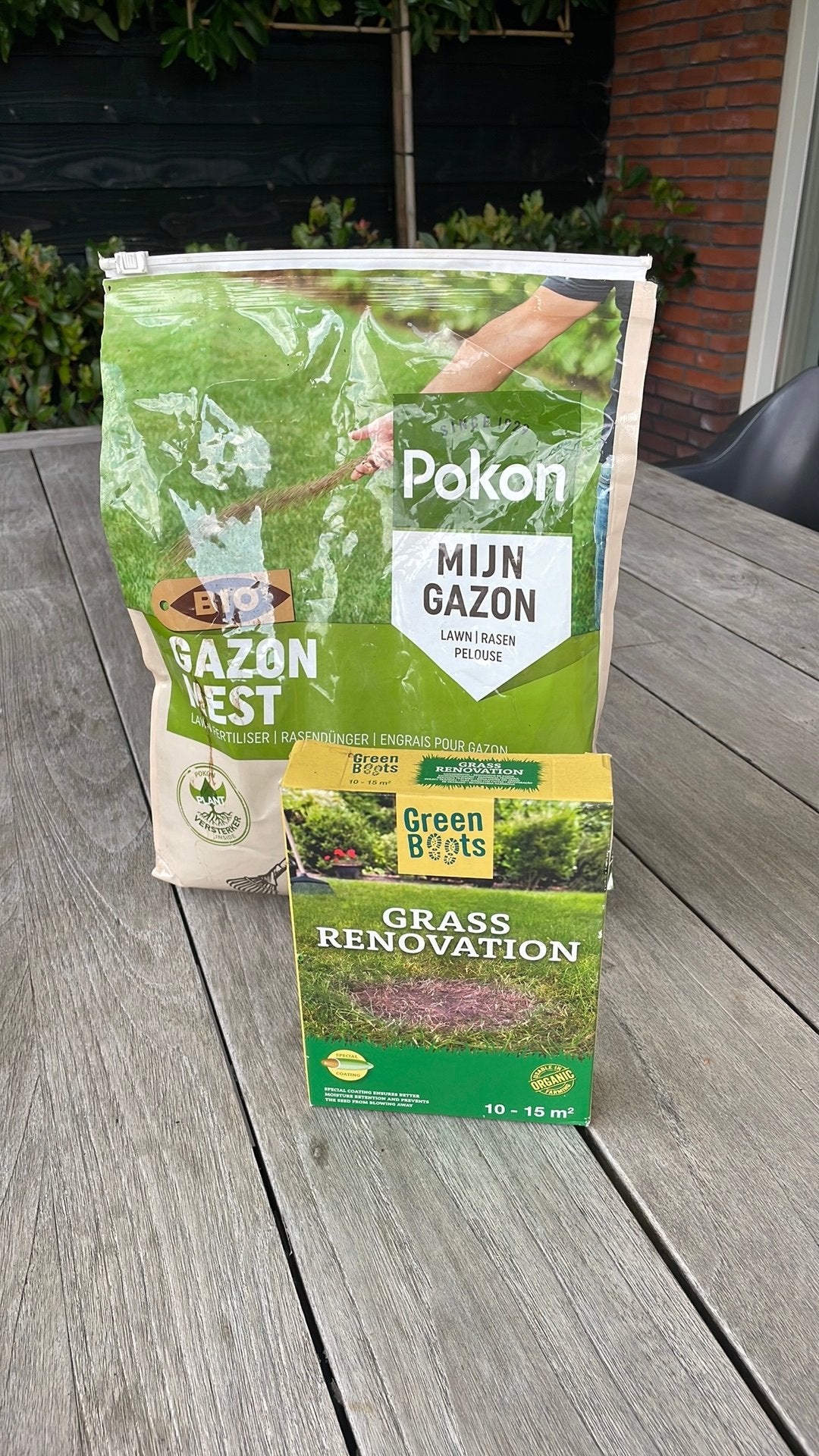 Gazon mest + gras zaad, Ophalen